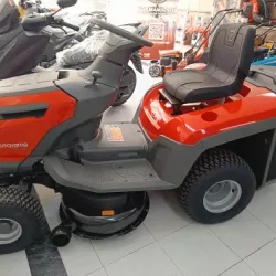 Tractor para jardinería