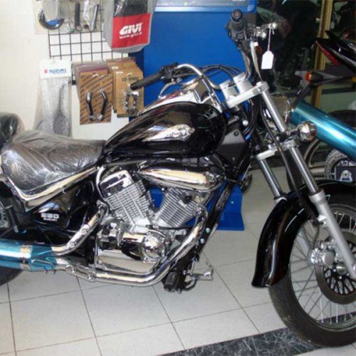 Motos